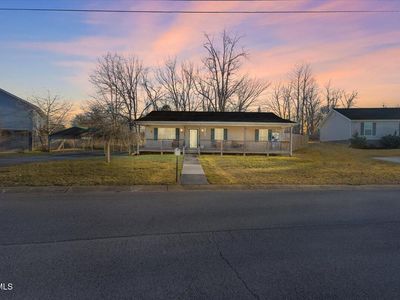 1069 Snowden Ter, Johnson City, TN, 37601