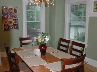 21 Buckingham Rd, Worcester, MA 01605