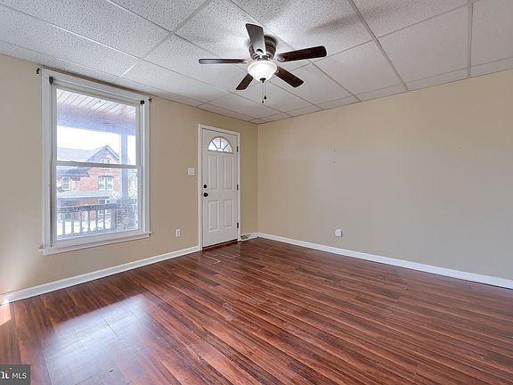 5th image of 312 W Broadway