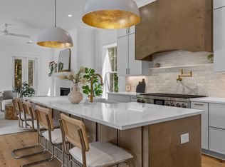 215 Marion Ave, Summerville, SC 29483