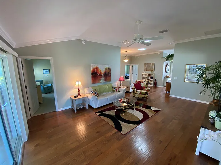 1135 Barker Way — Photo 7