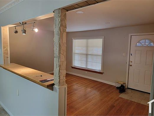 3rd image of 11817 Lavida Ave