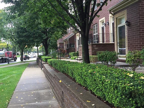 3rd image of 2893 Biddle Ave