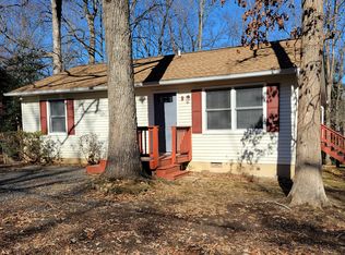 9 Glade Dr, Stafford, VA 22556