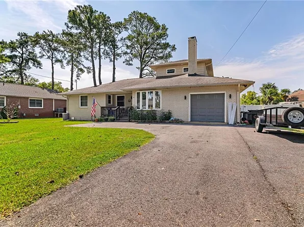 423 W Gilbert St, Hampton, VA 23669