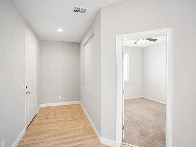 7416 Amesbury St — Photo 12