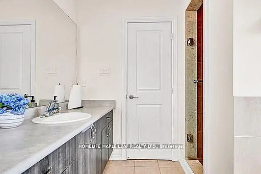 301 Moody St — Photo 27