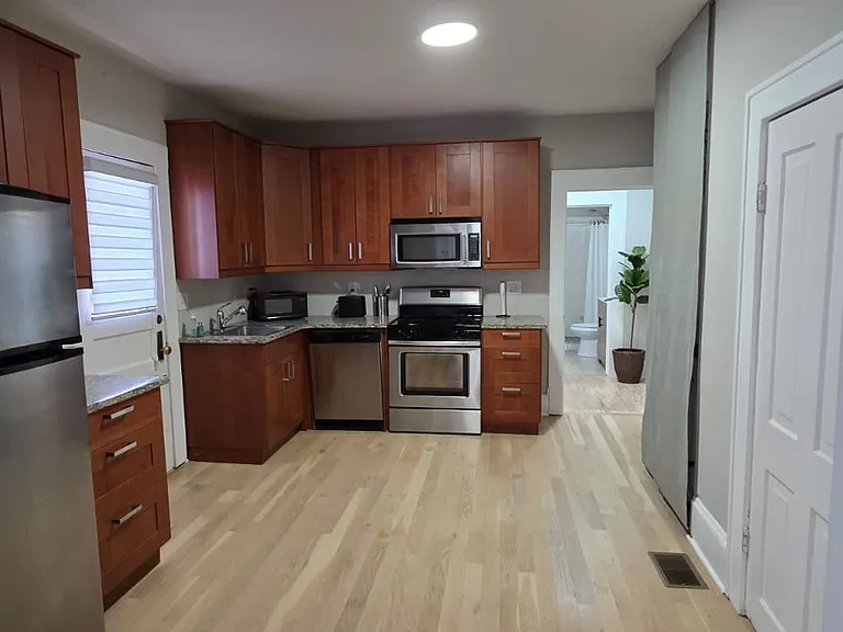 1186 Holly St NW #2 — Photo 3