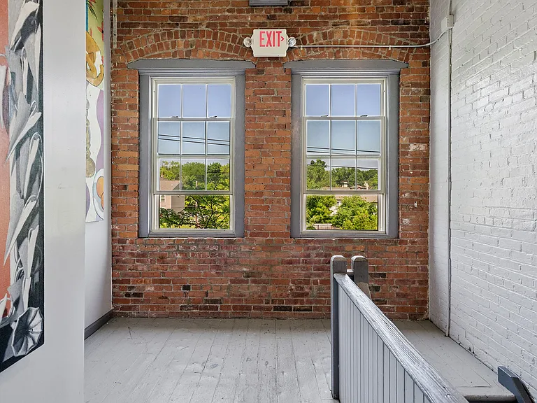 240 Sheridan Ave #1B — Photo 11