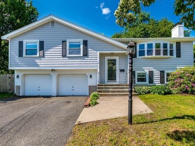 12 Flintlock Ln, Dedham, MA, 02026