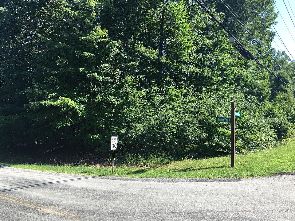 2nd image of 22 Mountain View Dr