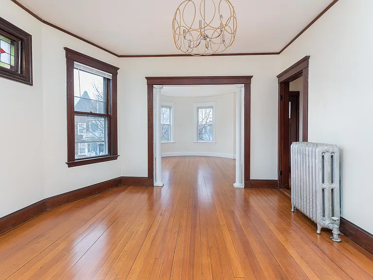 7 Chase St #3 — Photo 4