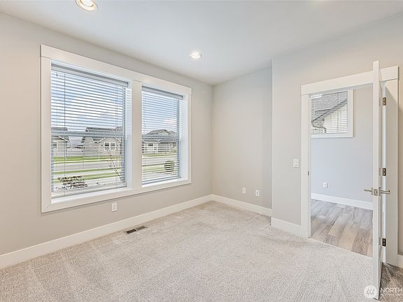 3rd image of 1018 Racine Springs Drive