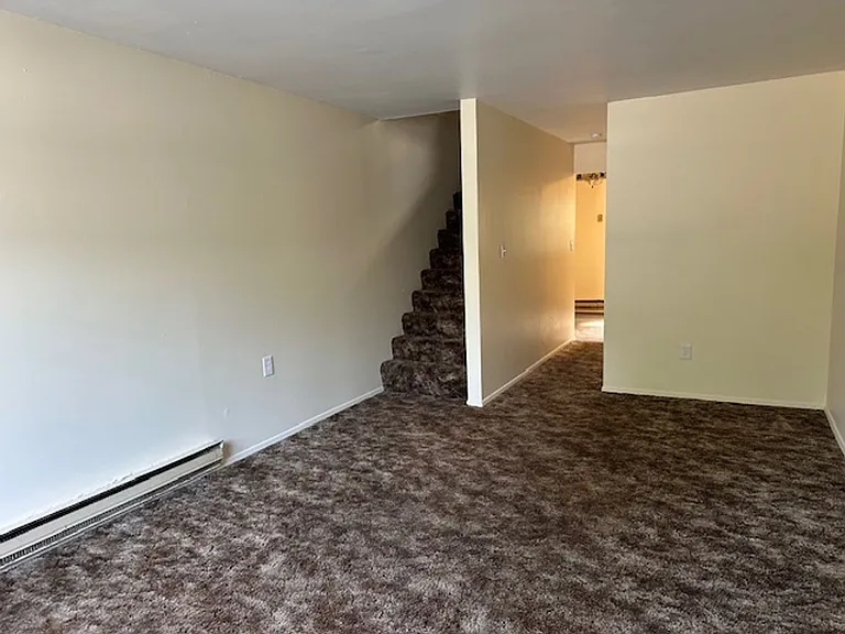 696 Walborn Ln #11 — Photo 3
