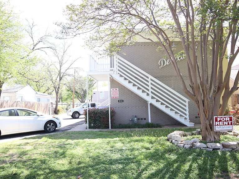512 S Delaware St — Photo 19