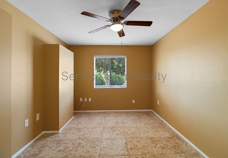 9425 W Rolling Hills Dr — Photo 19