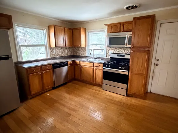 18 Townsend Ave, New Haven, CT