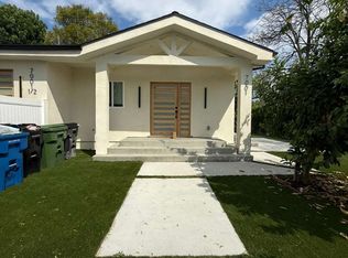 7001 Shirley Ave, Reseda, CA 91335