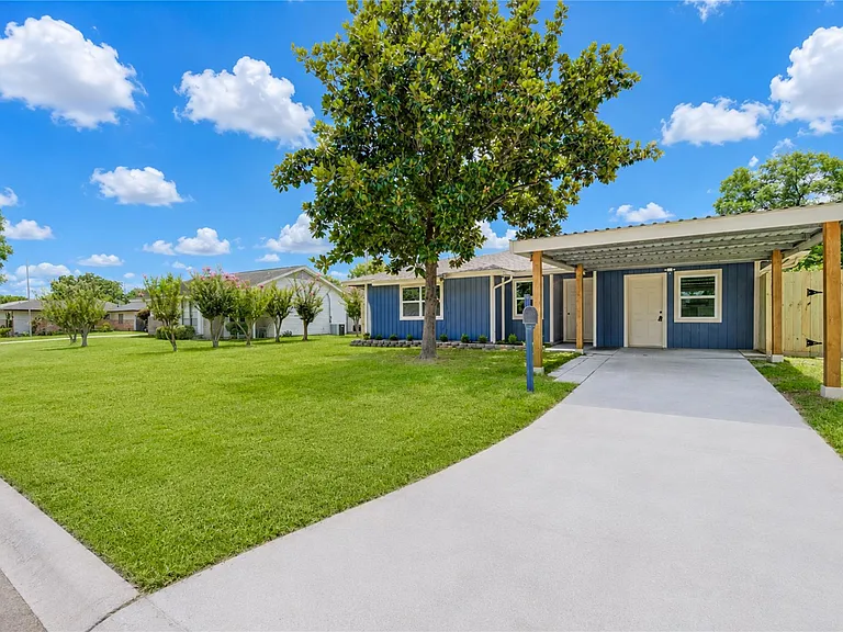 3538 Truxton Dr — Photo 6