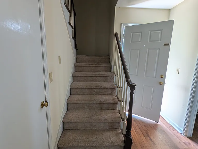 4705 20th Ave #6 — Photo 5