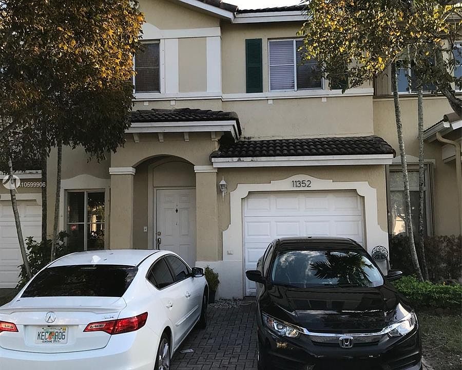 1st image of 11352 NW 56th St