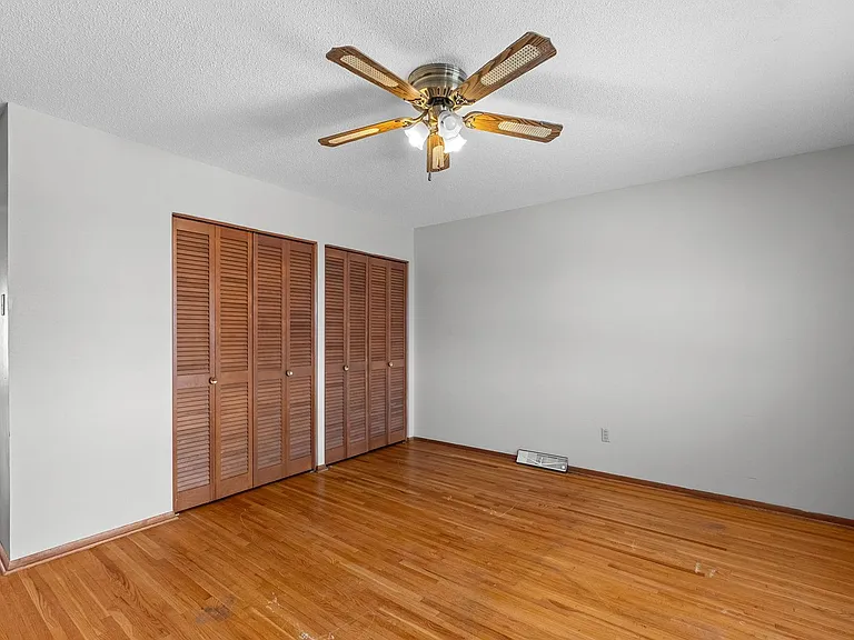 2606-2608 Eltarose Dr — Photo 22