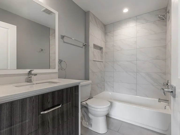 1222 N Marshall St — Photo 81
