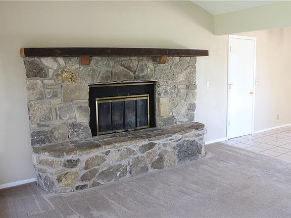 3rd image of 1721 Willow Wood Dr