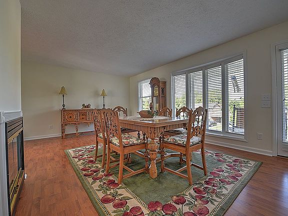 5th image of 244 Wildwood Dr