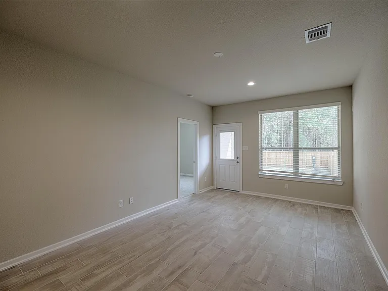 115 Handley Dr — Photo 19