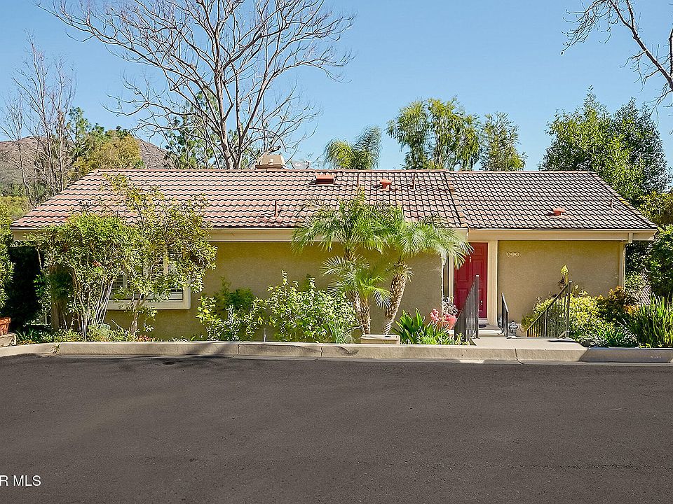 1st image of 610 Calle Mirador