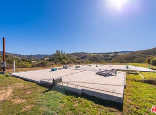 2397 Stokes Canyon Rd, Calabasas, CA 91302
