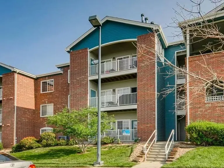 2705 S Danube Way #106 — Photo 7