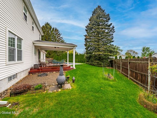 26 Joy Drive Drive, Loudonville, NY 12211