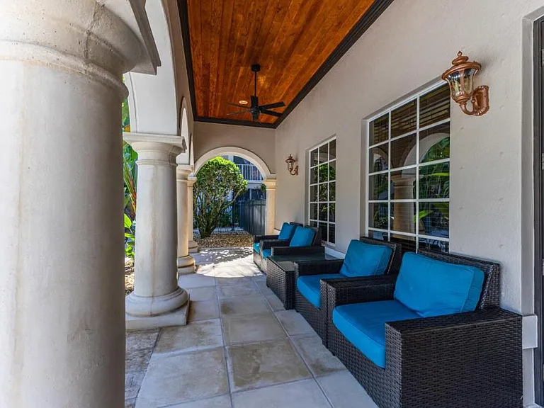 23550 Alamanda Dr #203 — Photo 32