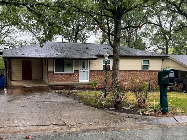 5704 Allen St, N Little Rock, AR 72118