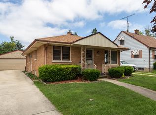 1820 28th St, Kenosha, WI 53140