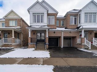 31 Brown Ln, Whitchurch Stouffville, ON L4A0V1