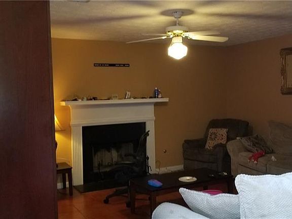 2nd image of 2381 Wellborn Hills Pl