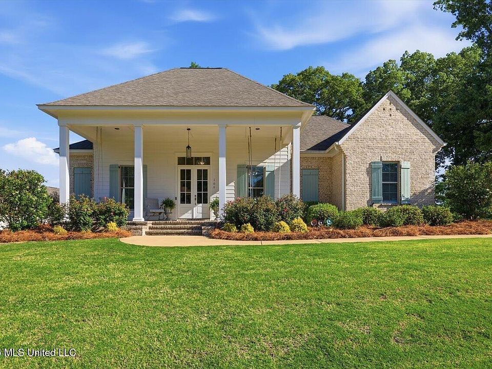 1st image of 109 Cedar Hill Way