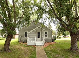 215 N 5th Ave, Coal City, IL 60416
