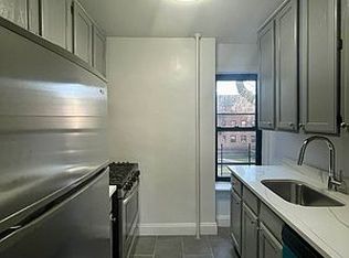 18-21 21st Rd #2H, Astoria, NY 11105