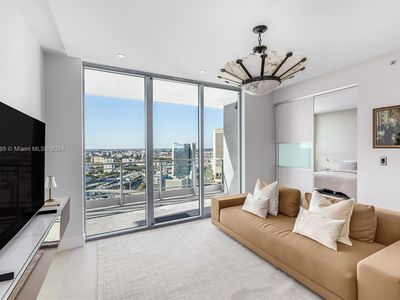 90 SW 3rd St APT 3407, Miami, FL, 33130