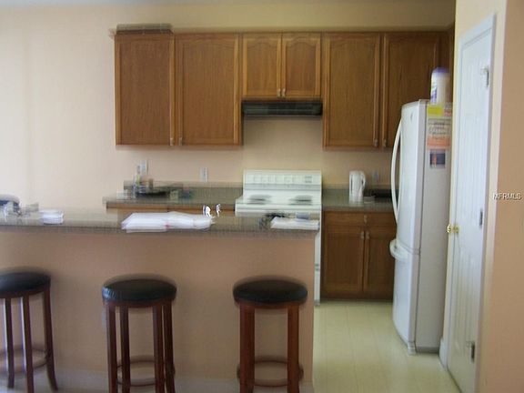 3rd image of 4000 Meadowlark Dr