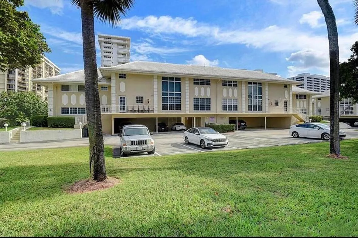 2 bed, 2.0 bath, 1559 sqft, $4,500 — Photo 1
