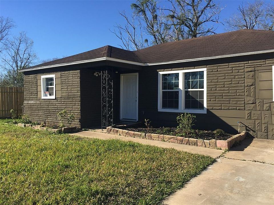 1st image of 10618 Roandale Dr