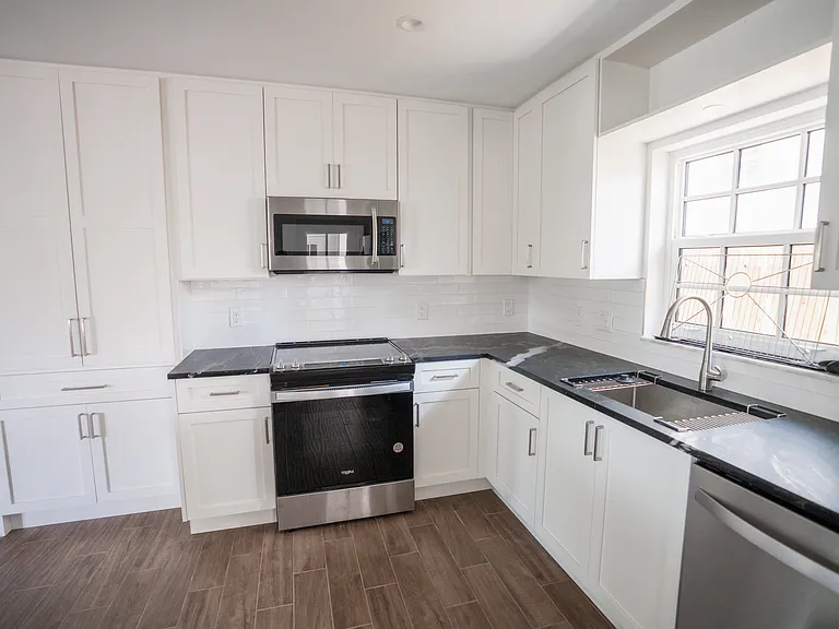 4819 W San Miguel St — Photo 22