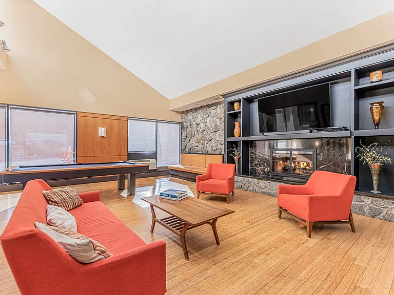 1155 Warburton Ave #1D — Photo 22