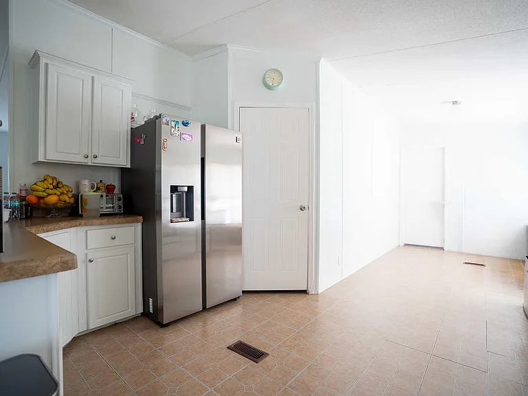 20511 N Sabine Dr — Photo 12