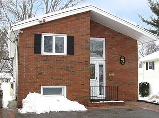 71 Nyack St, Watertown, MA 02472